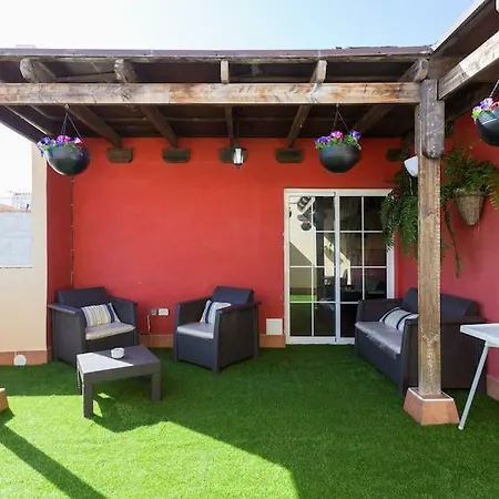 Blanca Tenerife - Private - Terrace And Bbq, 5 Minutes From The And Airport Homestay San Isidro (Tenerife)